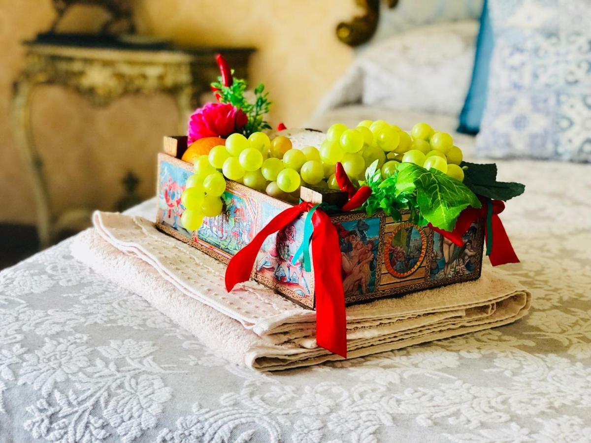 مبيت وإفطار كاتانيا Dimora Umberto المظهر الخارجي الصورة